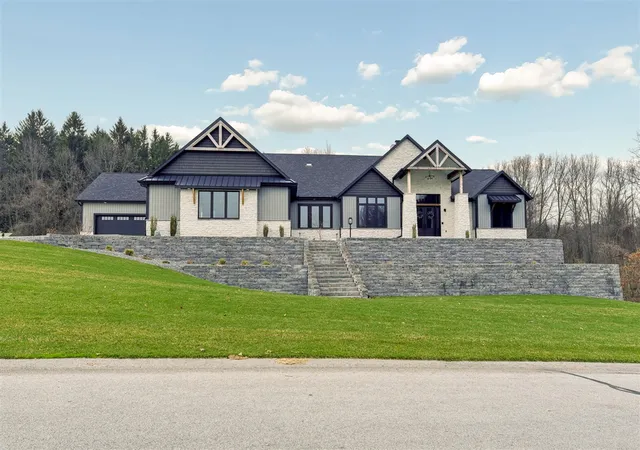 1st image of 32170 Bent Oak Trl, Niles, MI 49120 | MLS# 70522131