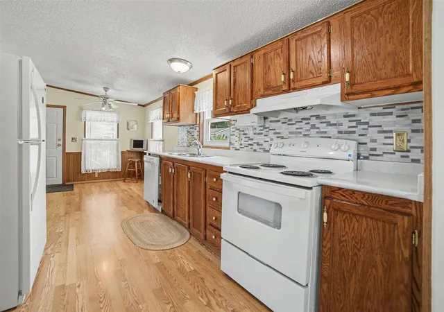 Photo 2 of Single family home for sale at 3628 W Forest Hl Cir, Ludington, MI 49431 | MLS# 70546485 | Listing updated on 2026-09-01