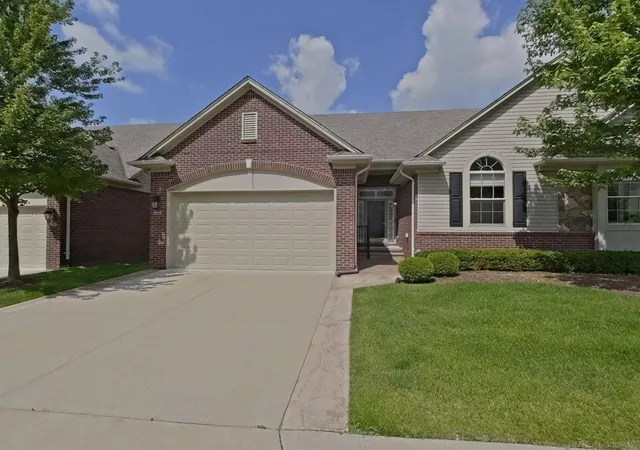 Homes for sale in Shelby Twp, MI | 50041 Watling St, Shelby Twp, MI 48317 | MLS# 50213530