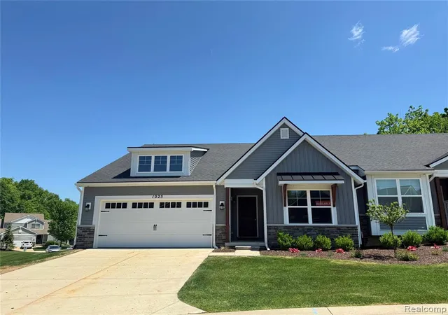 Homes for sale in Howell, MI | 1025 Camellia Cir #41, Howell, MI 48843 | MLS# 60225664