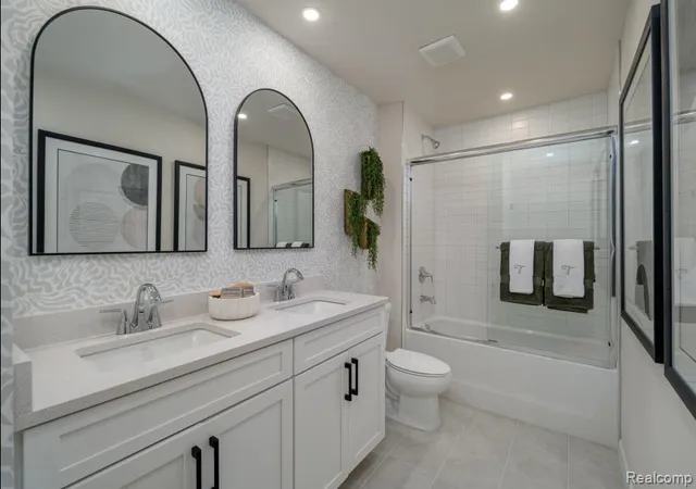 Listing Photo 4 - Condo for sale in building located at 5437 Poppydrew Ln, Ann Arbor, MI 48108 - Unit #59