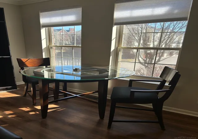 Listing Photo 5 - Condo for sale in building located at 3135 Camden Dr, Troy, MI 48084 - Unit #UNIT 93 / BLDG 10