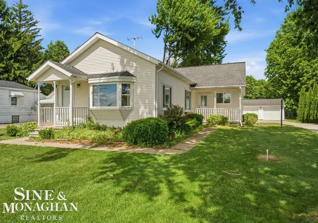 Homes for sale in East China, MI | 6036 River Rd, East China, MI 48054 | MLS# 50211700