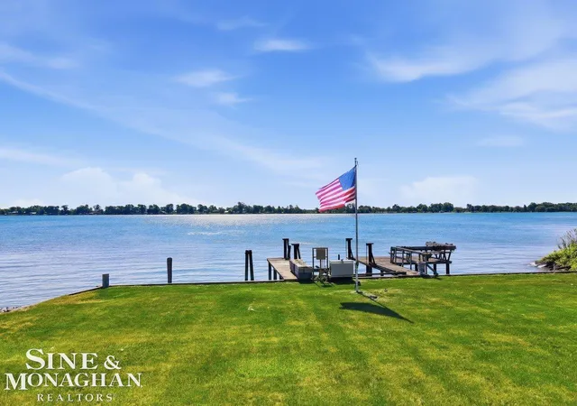 Homes for sale in East China, MI | 6036 River Rd, East China, MI 48054 | MLS# 50211700