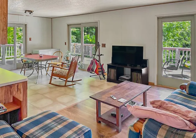 3rd image of 4179 E White River Dr, Hesperia, MI 49421 | MLS# 70530896