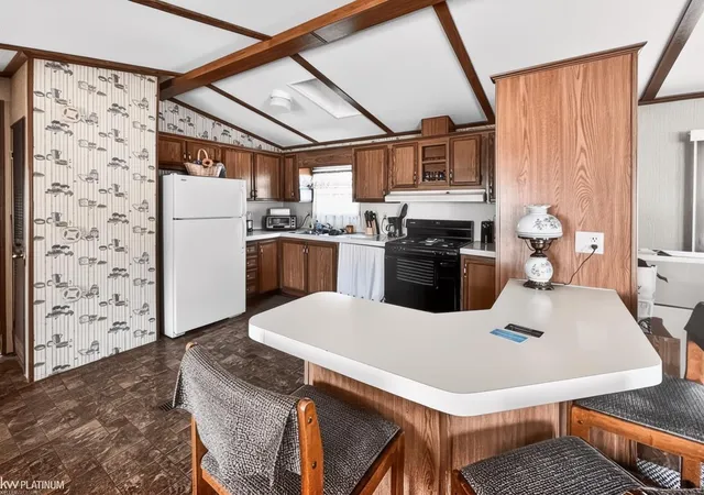 5th image of 48609 Pineview Dr, Shelby Township, MI 48317 | MLS# 50202294