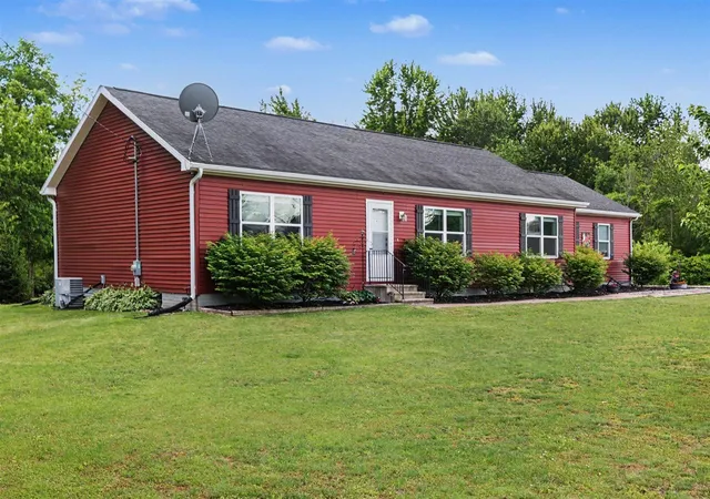 Homes for sale in Tekonsha, MI | 18760 M 60, Tekonsha, MI 49092 | MLS# 70540612