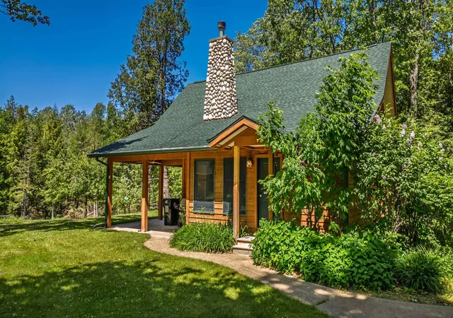 Photo 3 of Single family home for sale at 1133 W Thumb Lake Rd, Wolverine, MI 49795 | MLS# 80072906 | Listing updated on 2026-08-30