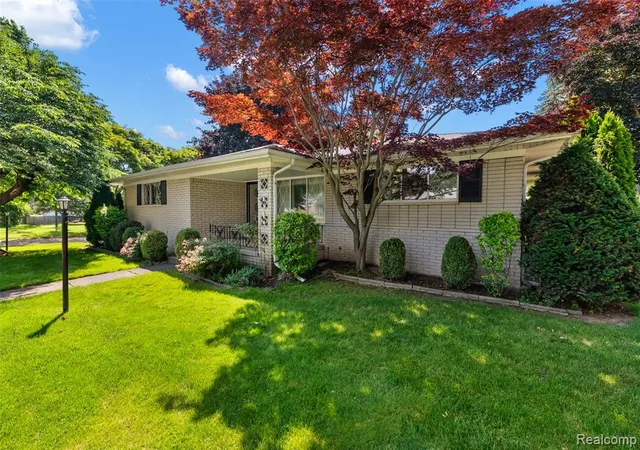 1st image of 17048 Harbor Hill Dr, Clinton Township, MI 48035 2358 | MLS# 61008064