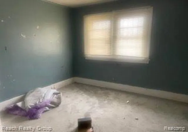 2nd image of 3018 Burlingame St, Detroit, MI 48206 | MLS# 60207405