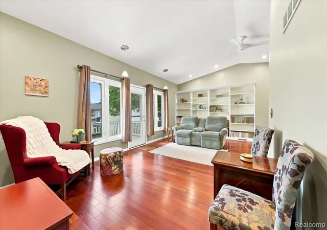 Photo 5 of Sale Pending at 45625 Elm Tree Ln, Shelby Township, MI 48315 | MLS# 61019556 | Listing updated on 2026-09-03