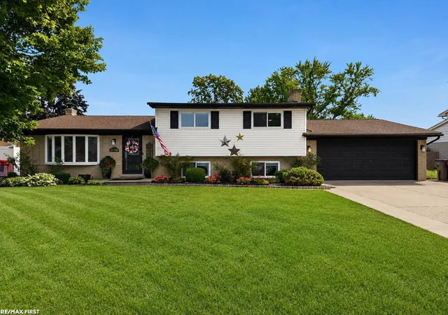 Photo 1 of Sale Pending at 37488 Ladue St, Clinton Township, MI 48036 | MLS# 50220131 | Listing updated on 2026-09-08