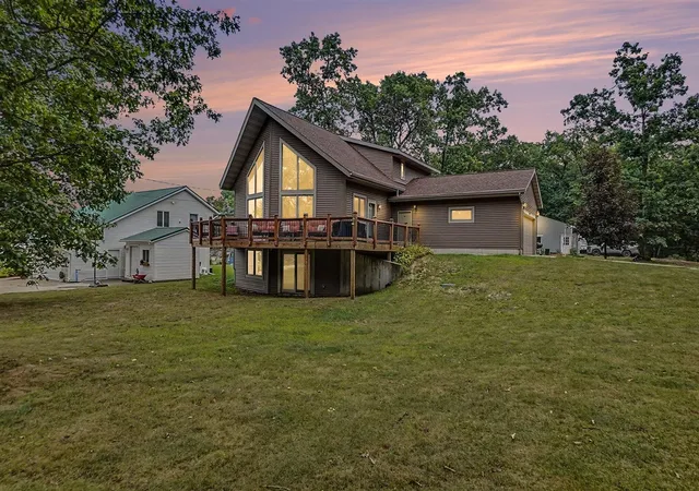 Photo 1 of Single family home for sale at 8794 S Spruce Ave, Newaygo, MI 49337 | MLS# 70555657 | Listing updated on 2026-09-14