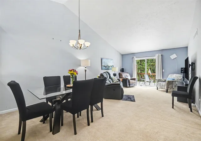 5th image of 1186 La Paloma Dr, Wyoming, MI 49509