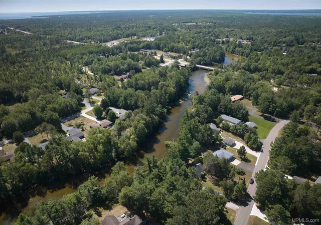57th image of 7629 W Rivers Bend Dr, Manistique, MI 49854 | MLS# 50219675
