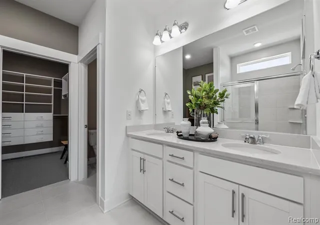 image of 49905 Kent Ct, Canton, MI 48188