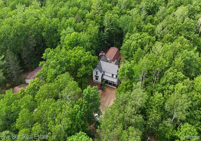 4th image of 175 Bishop Rd, Sterling, MI 48659 9411 | MLS# 61002150