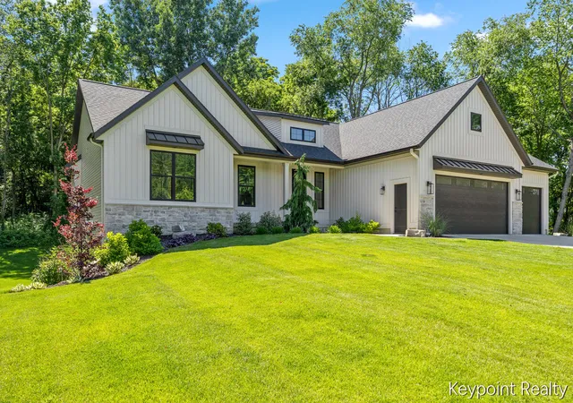 Homes for sale in Zeeland, MI | 4548 Winding Creek Ln, Zeeland, MI 49464 | MLS# 70541141