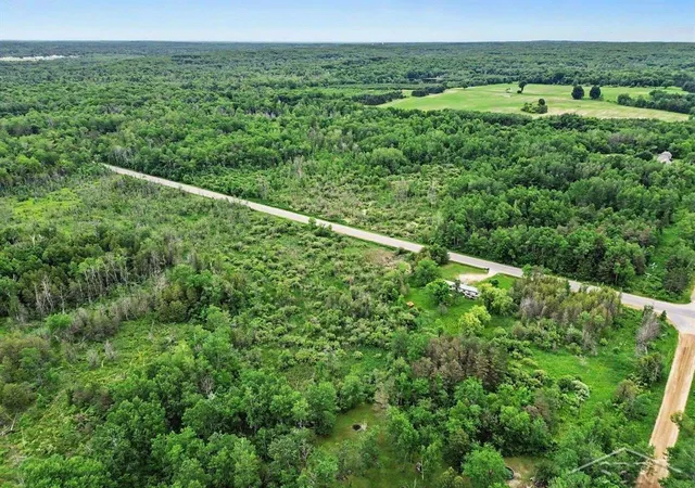 17th image of 75 E Stockwell Rd, Harrison, MI 48625 | MLS# 50213251