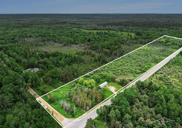 1st image of 75 E Stockwell Rd, Harrison, MI 48625 | MLS# 50213251