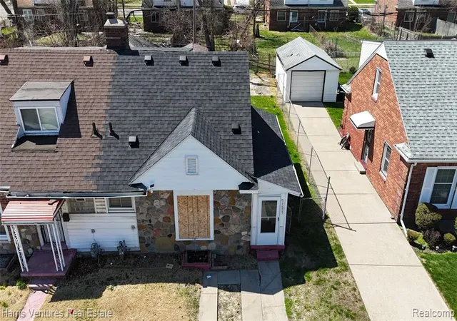 Homes for sale in Detroit, MI | 15825 Pinehurst St, Detroit, MI 48221 | MLS# 60983208