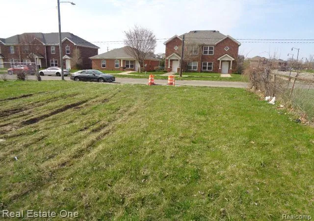 Homes for sale in Hamtramck, MI | 5566 Talbot St, Hamtramck, MI 48212 | MLS# 60387193