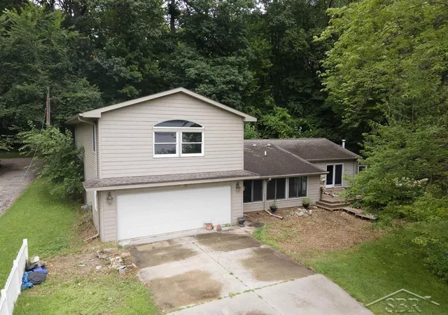1st image of 3840 N Water Rd, Sanford, MI 48657 | MLS# 50219691