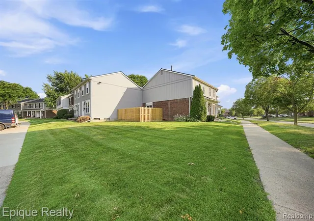 31st image of 36412 Park Pl Dr, Sterling Heights, MI 48310 | MLS# 61010935