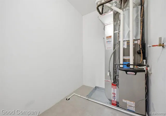 44th image of 110 Austin Ave #204, Royal Oak, MI 48067 | MLS# 61008670
