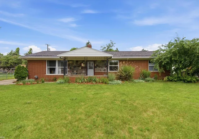 Homes for sale in Harrison Twp, MI | 25107 Saint Christopher St, Harrison Twp, MI 48045 | MLS# 50212965