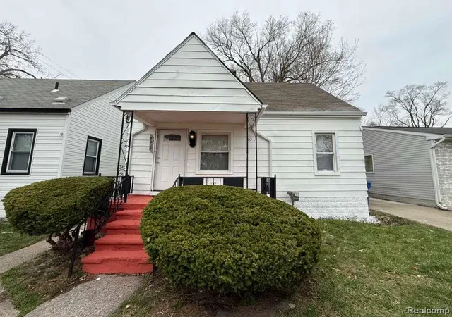 Homes for sale in Warren, MI | 8209 Orchard Ave, Warren, MI 48089 2932 | MLS# 60981141