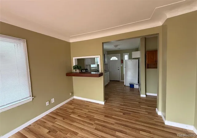 Photo 4 of Sale Pending at 8209 Orchard Ave, Warren, MI 48089 | MLS# 60981141 | Listing updated on 2026-07-07