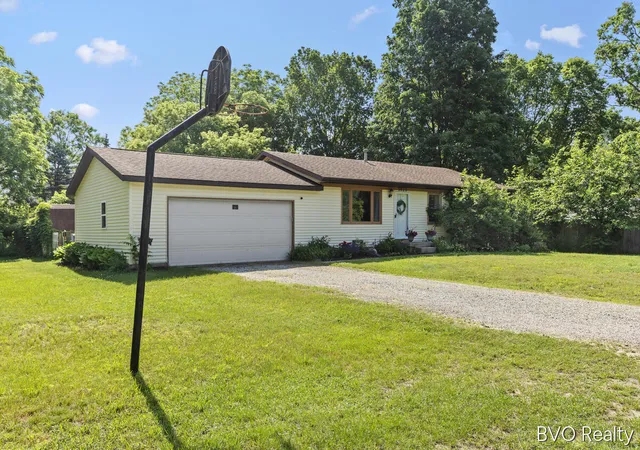 Homes for sale in Belmont, MI | 5820 Belmont Ave, Belmont, MI 49306 | MLS# 70538247