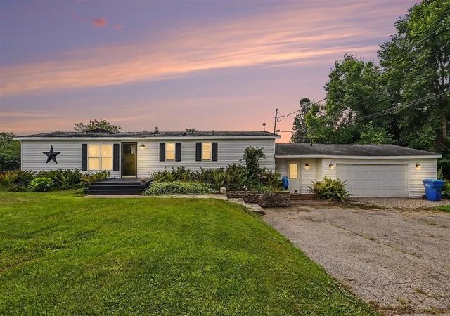 1st image of 110 Dotson Dr, Sherwood, MI 49089 | MLS# 70552651
