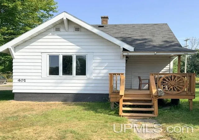 Photo 1 of Single family home for sale at 401 Amber St, Iron River, MI 49935 | MLS# 50219251 | Listing updated on 2026-08-21