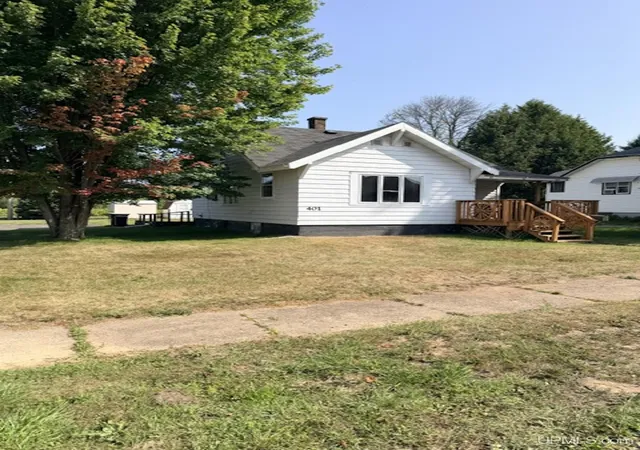 Photo 2 of Single family home for sale at 401 Amber St, Iron River, MI 49935 | MLS# 50219251 | Listing updated on 2026-08-21