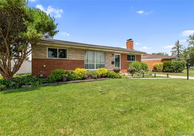 Photo 1 of Sale Pending at 7837 Hugh St, Westland, MI 48185 | MLS# 61011161 | Listing updated on 2026-08-01