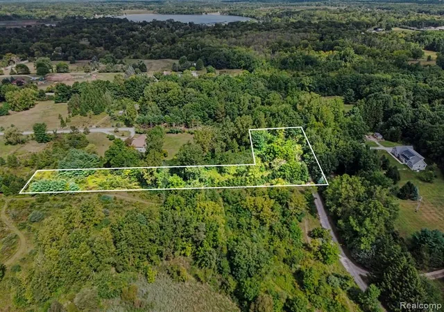 Photo 2 of Land for sale at 3195 E Pillar Dr, Whitmore Lake, MI 48189 | MLS# 61025831 | Listing updated on 2026-08-29