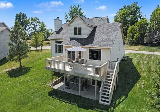 Photo 2 of Sale Pending at 12129 Carmela Dr, Fenton, MI 48430 | MLS# 50219855 | Listing updated on 2026-09-08