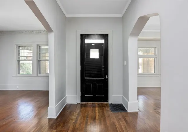 3rd image of 298 Josephine St, Detroit, MI 48202 | MLS# 70534533