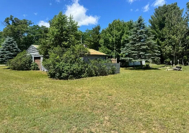Homes for sale in Newaygo, MI | 9640 S Thornapple Ave, Newaygo, MI 49337 | MLS# 70540429