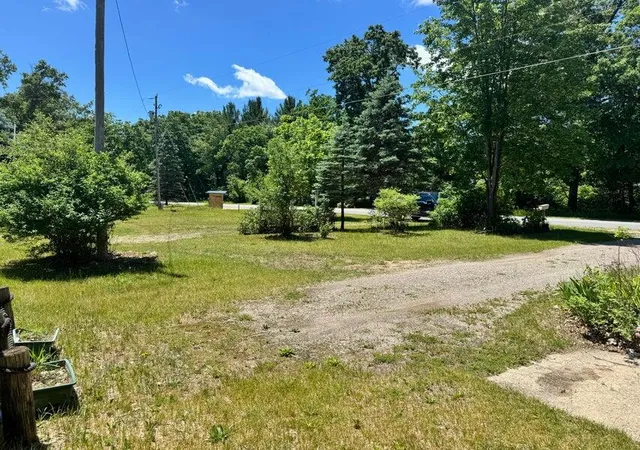 Homes for sale in Newaygo, MI | 9640 S Thornapple Ave, Newaygo, MI 49337 | MLS# 70540429