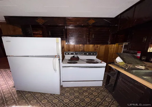Photo 4 of Single family home for sale at 60445 County Rd 581, Ishpeming, MI 49849 | MLS# 50215954 | Listing updated on 2026-09-05