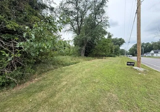 Photo 3 of Sale Pending at 802 E Main St, Middleville, MI 49333 | MLS# 70550817 | Listing updated on 2026-09-08