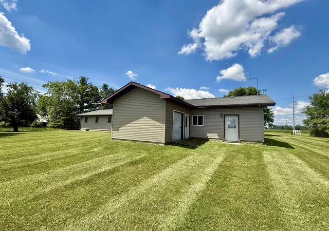 4th image of 7873 S Rich Rd, Middleton, MI 48856 | MLS# 80070052