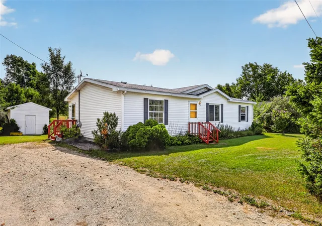 2nd image of 9390 Dicey St, Montague, MI 49437 | MLS# 70554312