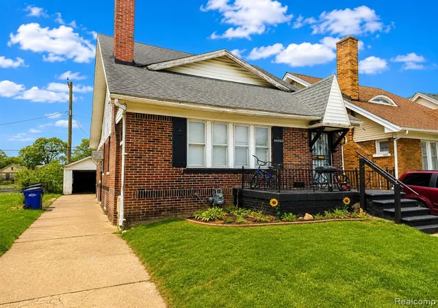 3rd image of 10189 Monica St, Detroit, MI 48204 | MLS# 60998121