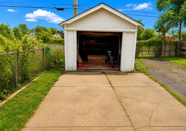 5th image of 10189 Monica St, Detroit, MI 48204 | MLS# 60998121