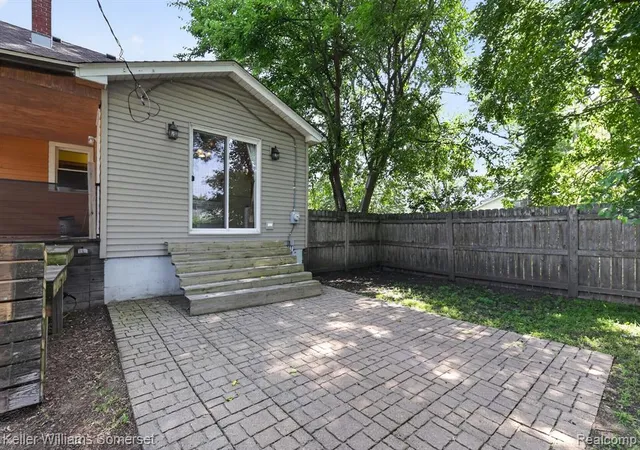 Homes for sale in Westland, MI | 34718 Cherry Hill Rd, Westland, MI 48185 | MLS# 61008382