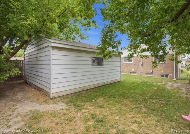 37th image of 20190 Vermander Ave, Clinton Township, MI 48035 | MLS# 61015088